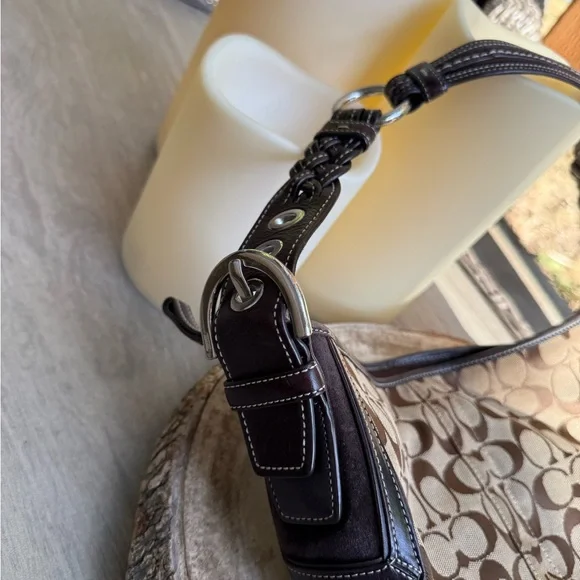 Coach~Signature Women's C Hobo Bag w adjustable Braided shoulder strap! - Picture 2 of 5